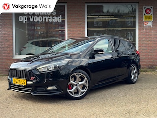Ford Focus Wagon 2.0 ST | Recaro | Navi | Cruise | Winterpack | Airco | 250PK