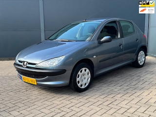 Peugeot 206 1.4 One-line / 5 Deurs / Nap