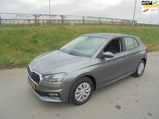 Skoda Fabia 1.0 benzine 5 deurs Automaat airco 13.000km