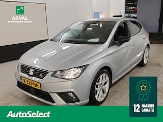 Seat Ibiza 1.0 TSI 110pk FR Business Intense | Navi | CarPlay | ECC | Parkeersensoren V + A | Camera | 17" Velgen | Cruise Control