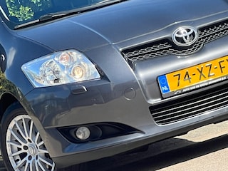 Toyota Auris 1.6-16V Terra - Magnetic Grey - Stoelverwarming/LMV/AC - Keurig