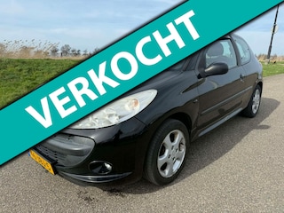 Peugeot 206 1.4 XS incl apk garantie met airco!