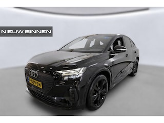 Audi Q4 40 Advanced edition 77 kWh | Stoelverwarming | Stuurverwarming | Adaptive Cruise Control | Navigatie | Camera | Trekhaak | Keyless | RS Seats | Matrix LED |