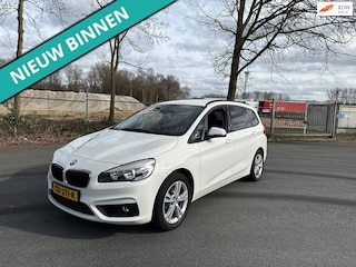 BMW 2-serie Tourer 218i 7p. High Executive NETTE AUTO RIJDT EN SCHAKELT GOED