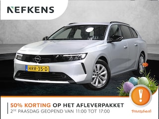 Opel Astra Sports Tourer 1.2 Business Edition 110PK | 1ste eigenaar | Navigatie | Climate Control | Adaptieve Cruise Control | Achteruitrijcamera | Parkeersensoren Voor + Achter | 16" Lichtmetalen Velgen | Verwarmbare Voorstoelen | Keyless Entry/Start | AppleCarplay/AndroidAuto | Isofix | Privacy Glass |