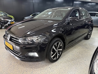 Volkswagen Polo TSI 95pk BEATS NL NAP Navigatie Leder Apple Android