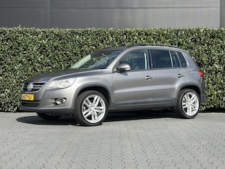 Volkswagen Tiguan 2.0 TSI Sport&Style 4Motion, PANORAMADAK, CRUISE CONTROL, AIRCO, STOELVERWARMING, TREKHAAK, LICHTMETAAL 19"