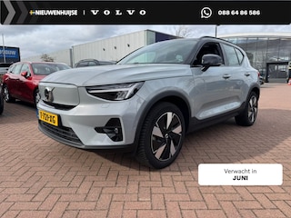 Volvo XC40 Single Motor Extended Range Ultimate 82 kWh | Trekhaak | Schuif -/ Kanteldak | Nubuck Bekleding | Harman Kardon Audio | Stoel + Stuurverwarming | 360 Camera | All-Seasons | 19 Inch | BLIS Dodehoek Detectie |