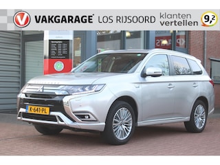 Mitsubishi Outlander 2.4 DOHC PHEV Aut. *Pure+* | Trekhaak | Carplay | Camera | Cruise & Climate Control | Stoelverwarming | PDC | Navigatie | Privacy | Bluetooth |