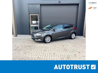 Ford Focus 125pk Titanium CAMERA | LANE ASSIST | CARPLAY | PARK ASSIST | STUURVERWARMING | CLIMA | BLIS