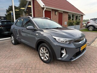 Kia Stonic 1.0 T-GDI MHEV DYNAMIC LINE 5-DRS SLECHTS 28.842 KM!