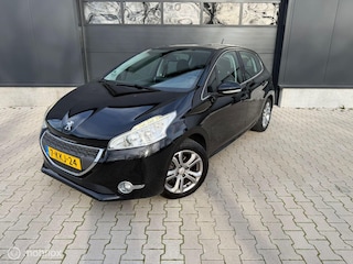 Peugeot 208 1.2 VTi Allure CARPLAY DISTR. VV CRUISE CLIMA