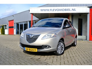 Lancia Ypsilon 0.9 TwinAir Platinum 5-drs Pano|1e Eig|Half Leder|Clima|LMV