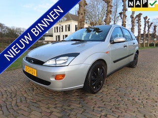 Ford Focus 1.6-16V Ambiente Automaat Airco 5 Drs Trekhaak