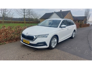 Skoda Octavia Combi 1.0 TSI Business Edition CLIMA/NAVI/LED BJ 2021