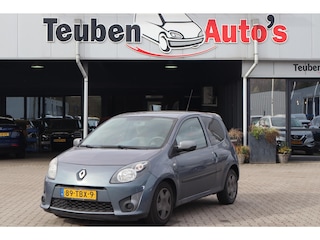 Renault Twingo 1.2-16V Collection Auto moet nog gereinigd worden. Trekhaak, Airco, Radio cd speler