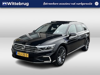 Volkswagen Passat Variant 1.4 TSI PHEV GTE / AUTOMAAT/ TREKHAAK/ PANO/ LEER/ ELEK.KLEP/ STUUR+STOELVERWARM.V+A/ PARK.SENSOR.V+A/ 360 CAMERA/ MEMORY SEAT/ DCC/ DODEHOEK/ ACC/ APP-CONNECT/ HEAD-UP/ KEYLESS/ NAVI/ LED/ DAB/ CLIMA