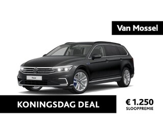 Volkswagen Passat Variant 1.4 TSI PHEV GTE Business 218 PK| Dealeronderhouden | Trekhaak | Panoramadak | Bestuurderstoel Elektrisch Met Geheugen | Navigatie | LED Matrix | Stoelverwarming | Stuurwielverwarming | Achteruitrijcamera