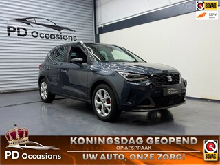 Seat Arona 1.5 EcoTSI FR Business Connect Camera - Navi - Keyless - Half leer