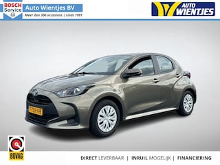 Toyota Yaris 1.5 Hybrid | Active 5-Drs | Airco-Ecc | Navi | Camera