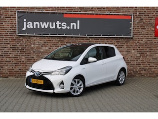 Toyota Yaris 1.5 Hybrid Dynamic + Panoramadak