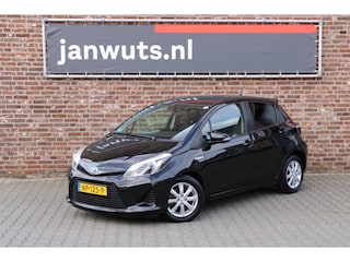 Toyota Yaris 1.5 Hybrid Aspiration + Sport Pack