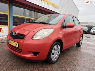 Toyota Yaris 1.3 VVTi Sol