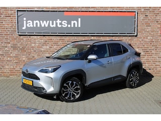Toyota Yaris Cross Hybrid 115 Dynamic + Comfort Pack