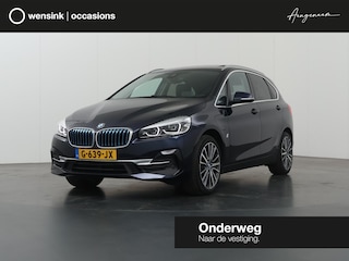 BMW 2-serie Tourer 225xe iPerformance High Executive | HUD | Lederen Interieur | Groot Navigatie | DAB | Camera | Stoelverwarming | Panoramadak | Harman/Kardon | BMW LED | Ele. kofferdeksel |