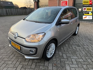 Volkswagen Up 1.0 high up! NL-Auto 1e Eigenaar NAP-OK 17.000km!!