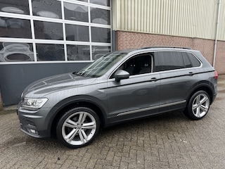 Volkswagen Tiguan 2.0 TDI 150pk DSG/Aut. Grijs kenteken/Van Airco,Cruise,Navi,Camera,Sfeerverl,Pdc,19 Lmv