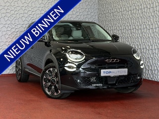 Fiat 600 1.2 HYBRID LA PRIMA CAMERA CARPLAY ADAP.CRUISE STOELVERW. ELEK.KLEP LEER MASSAGE ELEK.STOEL 18''LMV ✅ Top Auto Fiat Wijchen , 30 Jaar ervaring in Fiat , Wij leveren de : Icon / La Prima / Pop / Sport . Urban / Benzine / Hybrid . Met Fabrieksgarantie ✅