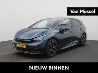 Cupra Born Performance One 62 kWh | Climate Control / ECC | Licht metalen velgen 19 inch | Cruise control Standaard | Navigatie | Elektrisch verst. stoelen | Stoelverwarming | LED koplampen | Park Distance Control voor en achter | Achteruitrijcamera |