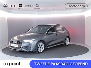 Audi A3 Sportback 30 TFSI S edition 110 pk S-tronic | Navigatie | Panoramadak | Parkeersensoren (Park assist) | S-Line |