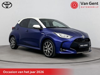 Toyota Yaris 1.5 Hybrid Executive | Dodehoek detectie | Head-up display | Stoelverwarming | Apple Carplay / Android Auto | Parkeersensoren voor/achter | 17 inch