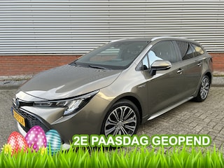 Toyota Corolla Touring Sports 1.8 Hybrid Business Plus | 1e Eigenaar | Keyless entry | Trekhaak | Stoelverwarming | Lane assist | Camera