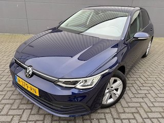 Volkswagen Golf 1.5 eTSI Life Business*NAVI*CAMERA*APPLE CARPLAY*STOEL VERWARMING