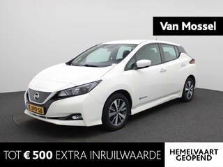 Nissan Leaf Acenta 40 kWh | Climate Control / ECC | Licht metalen velgen 16 inch | Cruise control Adaptive | Connectiviteit af fabriek, Navigatie | LED koplampen | Park Distance Control achter | Achteruitrijcamera |