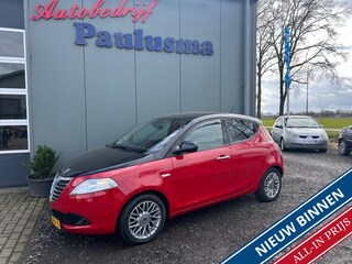 Lancia Ypsilon 0.9 TwinAir Bl.&Red Pdc|Lm-velgen|Airco