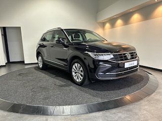 Volkswagen Tiguan 1.4 TSI eHybrid Life Virtual cockpit | Elektrische achterklep | PHEV
