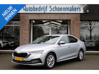 Skoda Octavia 1.0 e-TSI Business Edition Plus STOELVERW. SFEERVERL. CARPLAY CAMERA DIGITAL-DASH ACC DAB LANE-ASSIST 2XPDC 17''LMV