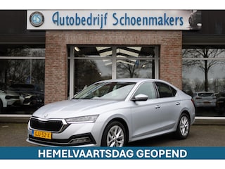 Skoda Octavia 1.0 e-TSI Business Edition Plus STOELVERW. SFEERVERL. CARPLAY CAMERA DIGITAL-DASH ACC DAB LANE-ASSIST 2XPDC 17''LMV