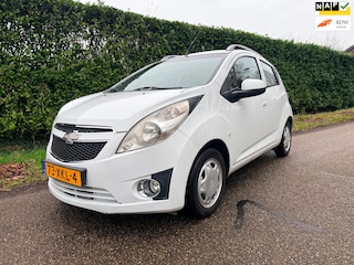 Chevrolet Spark 1.0 16V LT*Airco*Nieuwe Koppeling*Dakrail*Luxe Uitvoering.
