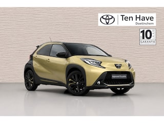 Toyota Aygo 1.0 VVT-i S-CVT 72PK premium design pack Automaat | Smart Entry