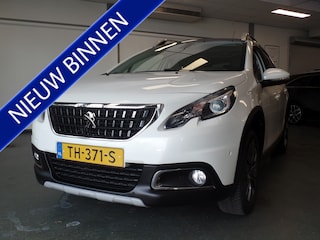Peugeot 2008 1.2 PureTech Allure Automaat!!, Navigatie, Clima controle, Cruise controle, Elek ramen, Deels leder, Pdc achter, Panorama dak, Lm velgen 16', Trekhaak, Nederlandse auto!! Bovag afleverpakket 695,-