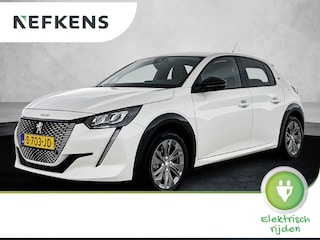 Peugeot 208 EV Allure Pack 50 kWh 136pk | Navigatie | Achteruitrijcamera | 3D Cockpit | Climate Control | Cruise Control | Parkeersensoren | Stof/kunstleder | Keyless start | Apple Carplay / Android Auto | DAB+ radio | Led koplampen | Donker getint glas | 16" lichtmetalen velgen |