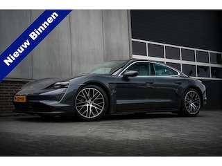 Porsche Taycan 79 kWh Sport-Chrono 327 pk / Marge-Auto/ NL-Auto/ Dealer.Ond/ Passenger-Display/ Lucht-Vering/ Sport-Stoelen/ Stoel.Verw. 20'' LMV