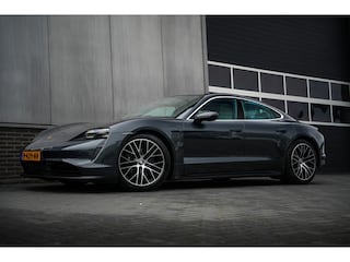 Porsche Taycan 79 kWh Sport-Chrono 327 pk / Marge-Auto/ NL-Auto/ Dealer.Ond/ Passenger-Display/ Lucht-Vering/ Sport-Stoelen/ Stoel.Verw. 20'' LMV
