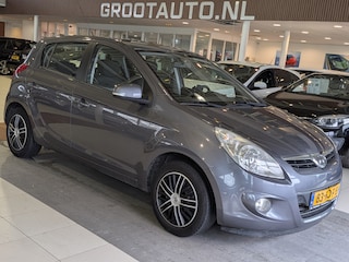 Hyundai i20 1.2i i-Motion Airco, Stuurbekrachtiging