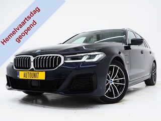 BMW 5-serie Touring 530e xDrive M Sport | Panoramadak | Harman/Kardon | Leder | 360 | Adaptive Cruise | Trekhaak | Carplay
